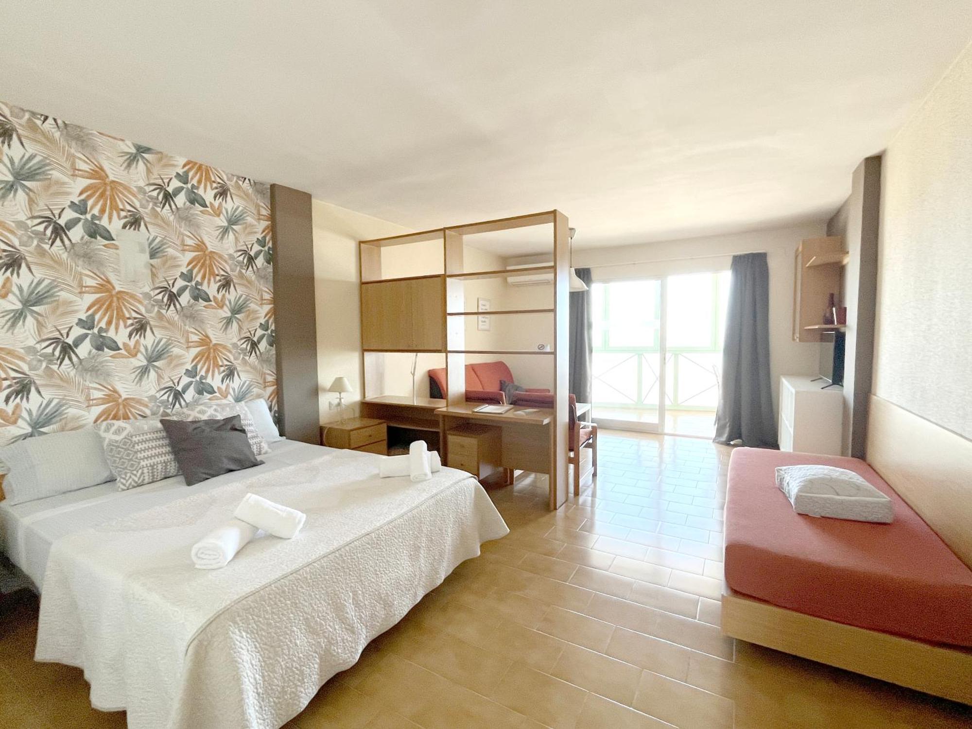 Apartamentos Acuario Дения Екстериор снимка