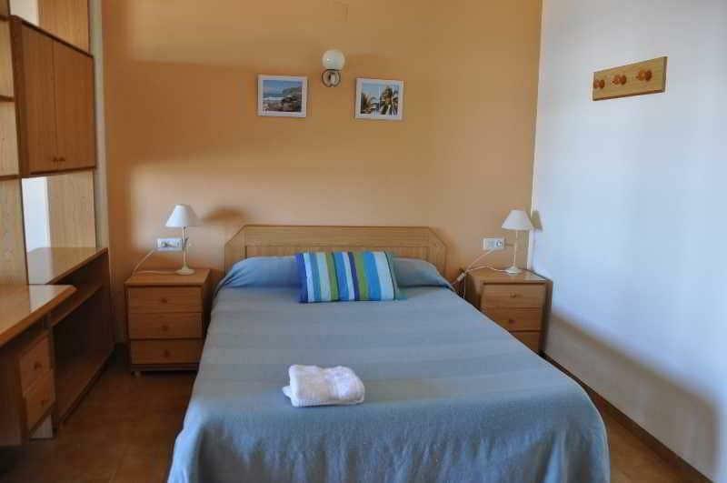 Apartamentos Acuario Дения Екстериор снимка