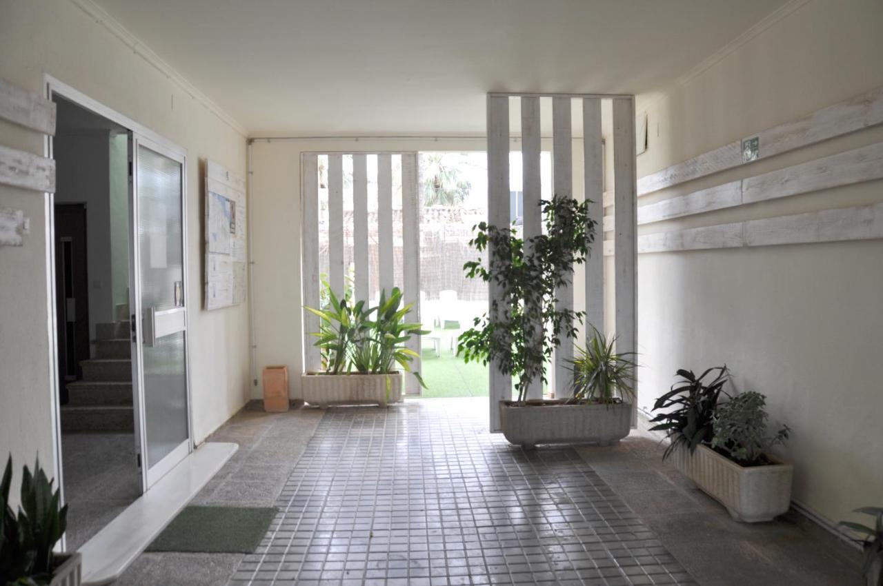 Apartamentos Acuario Дения Екстериор снимка
